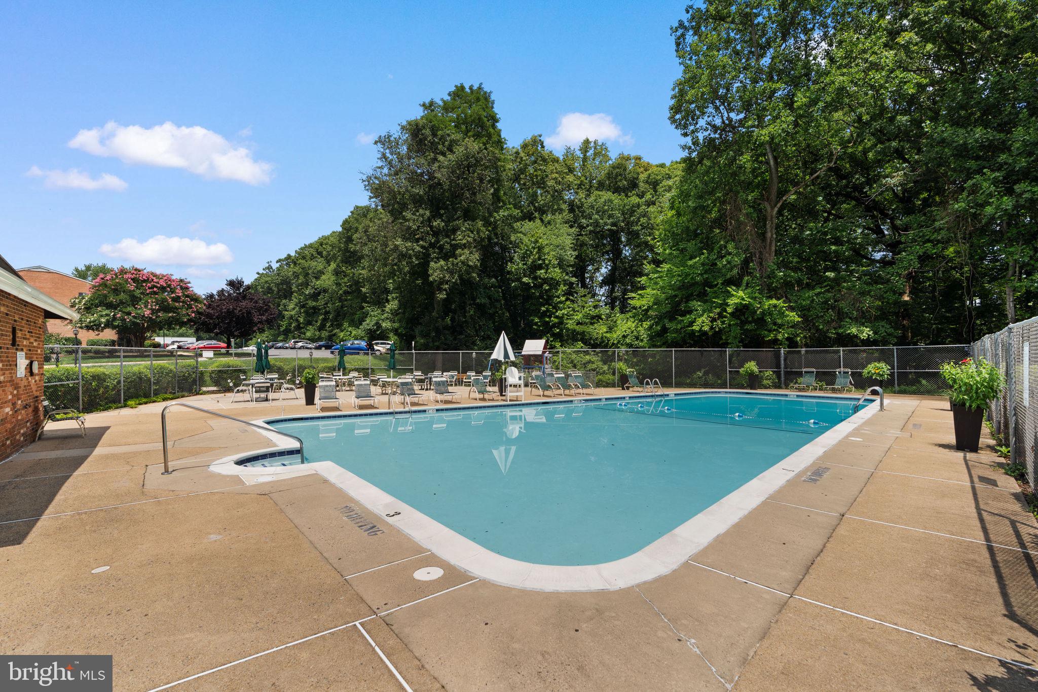 LYNDHURST - Residential