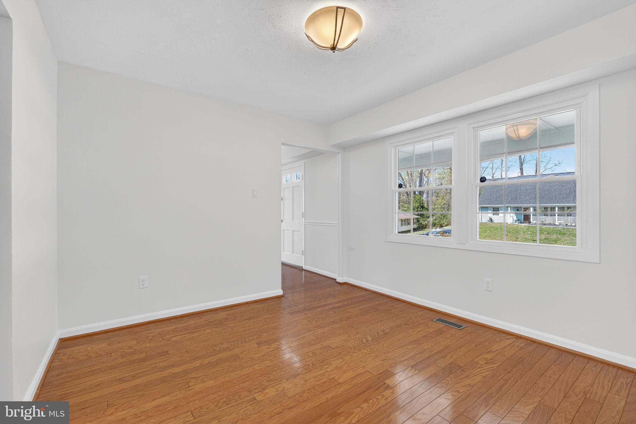 VICTORIA HEIGHTS - Residential