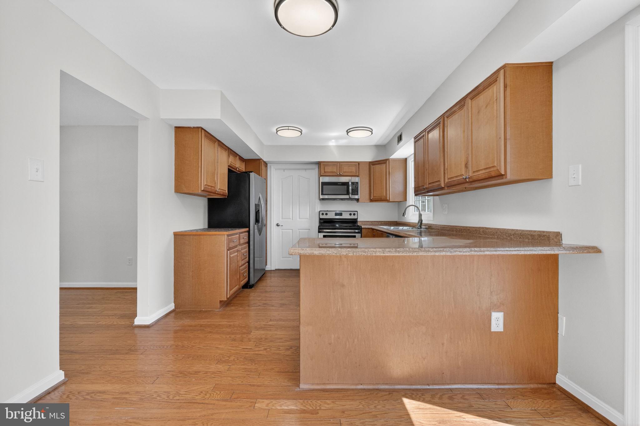 VICTORIA HEIGHTS - Residential
