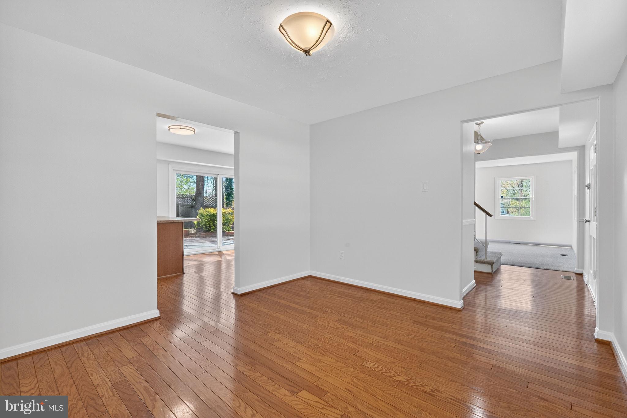 VICTORIA HEIGHTS - Residential