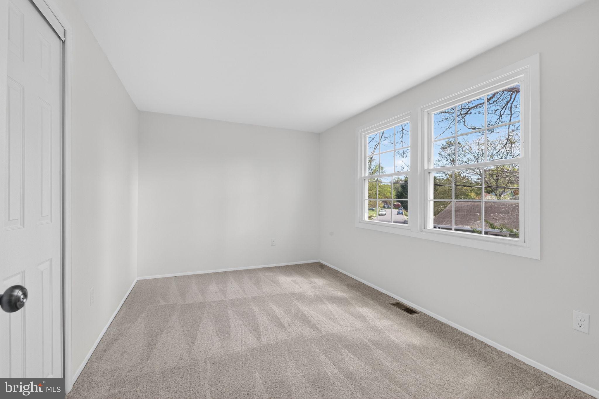 VICTORIA HEIGHTS - Residential