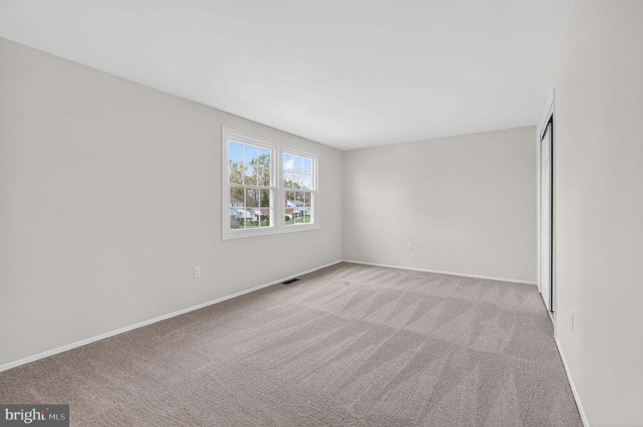 VICTORIA HEIGHTS - Residential