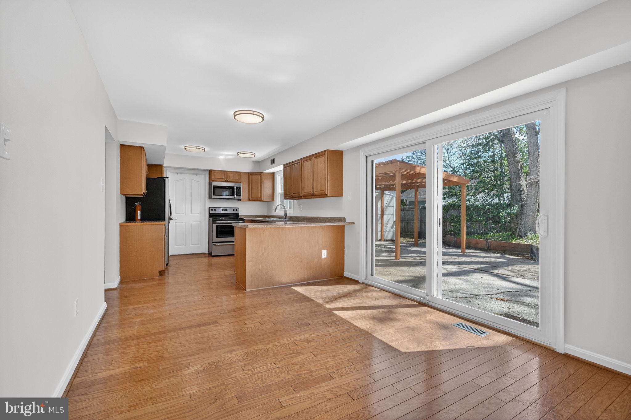 VICTORIA HEIGHTS - Residential