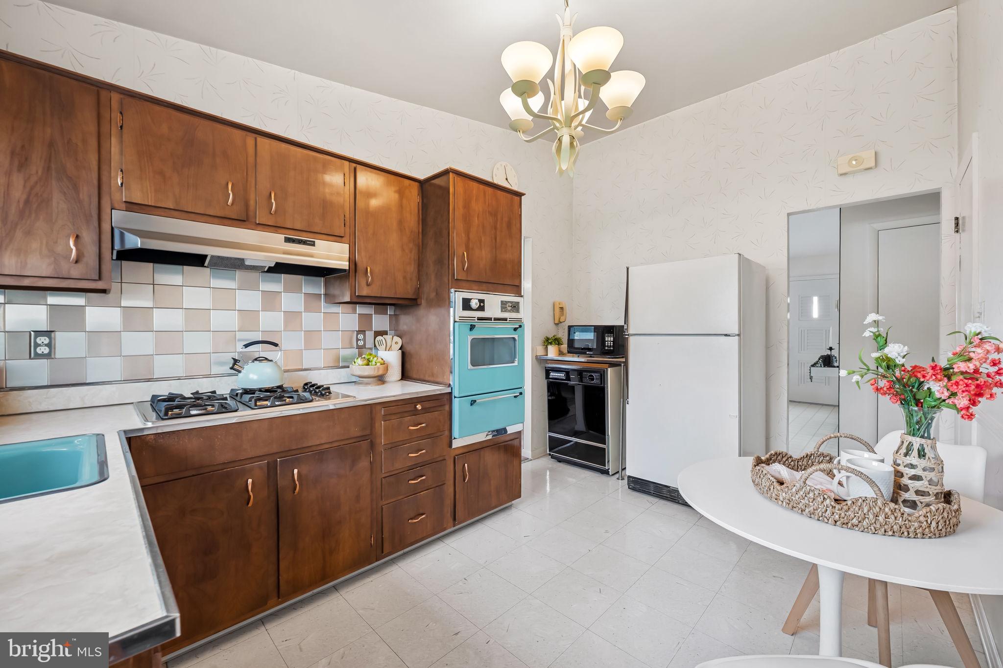 COURTHAVEN - Residential
