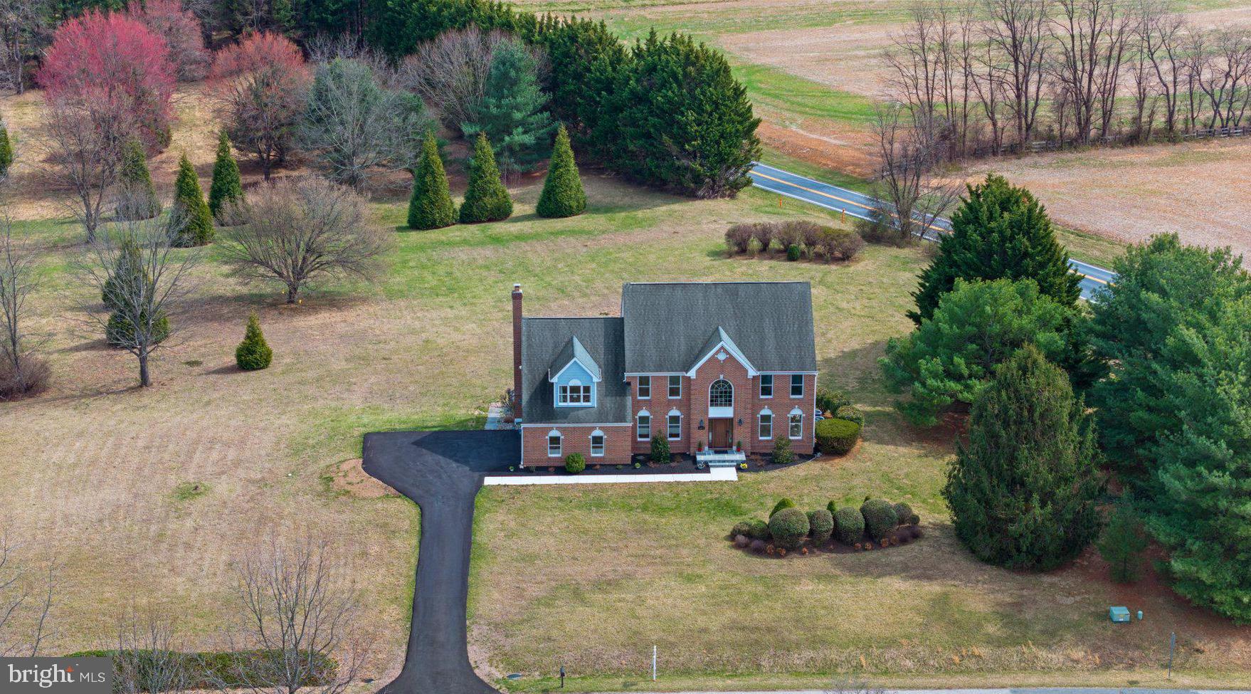 CAMDEN DOWNS - Residential