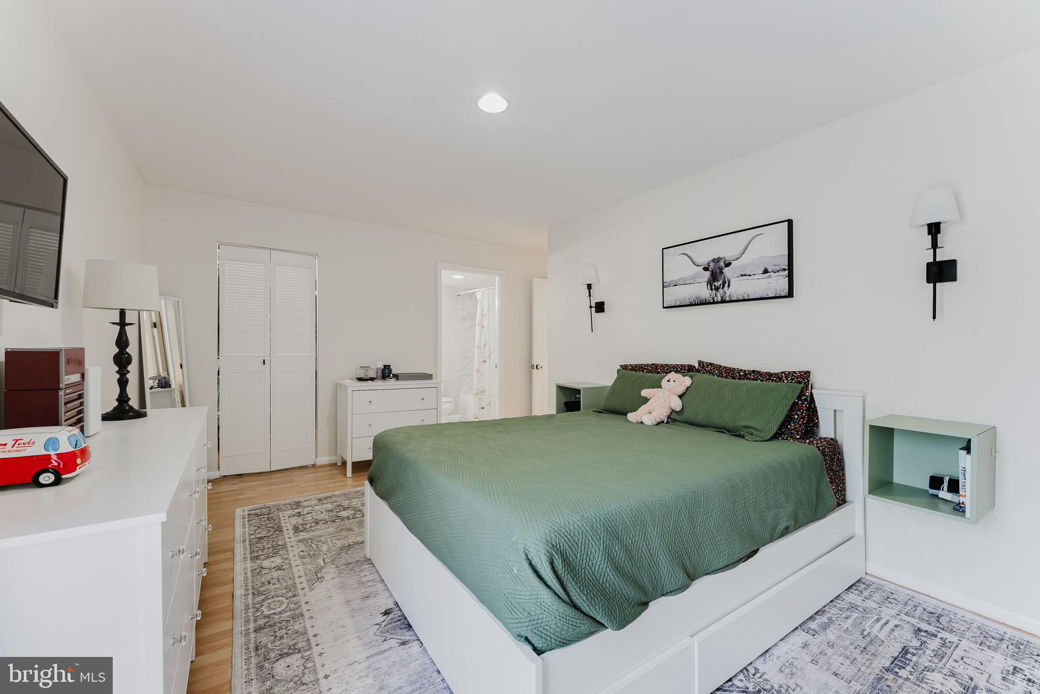 CHESTNUT GROVE - Residential
