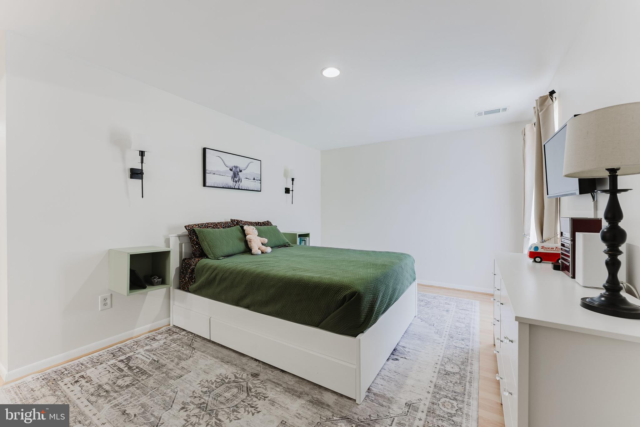 CHESTNUT GROVE - Residential