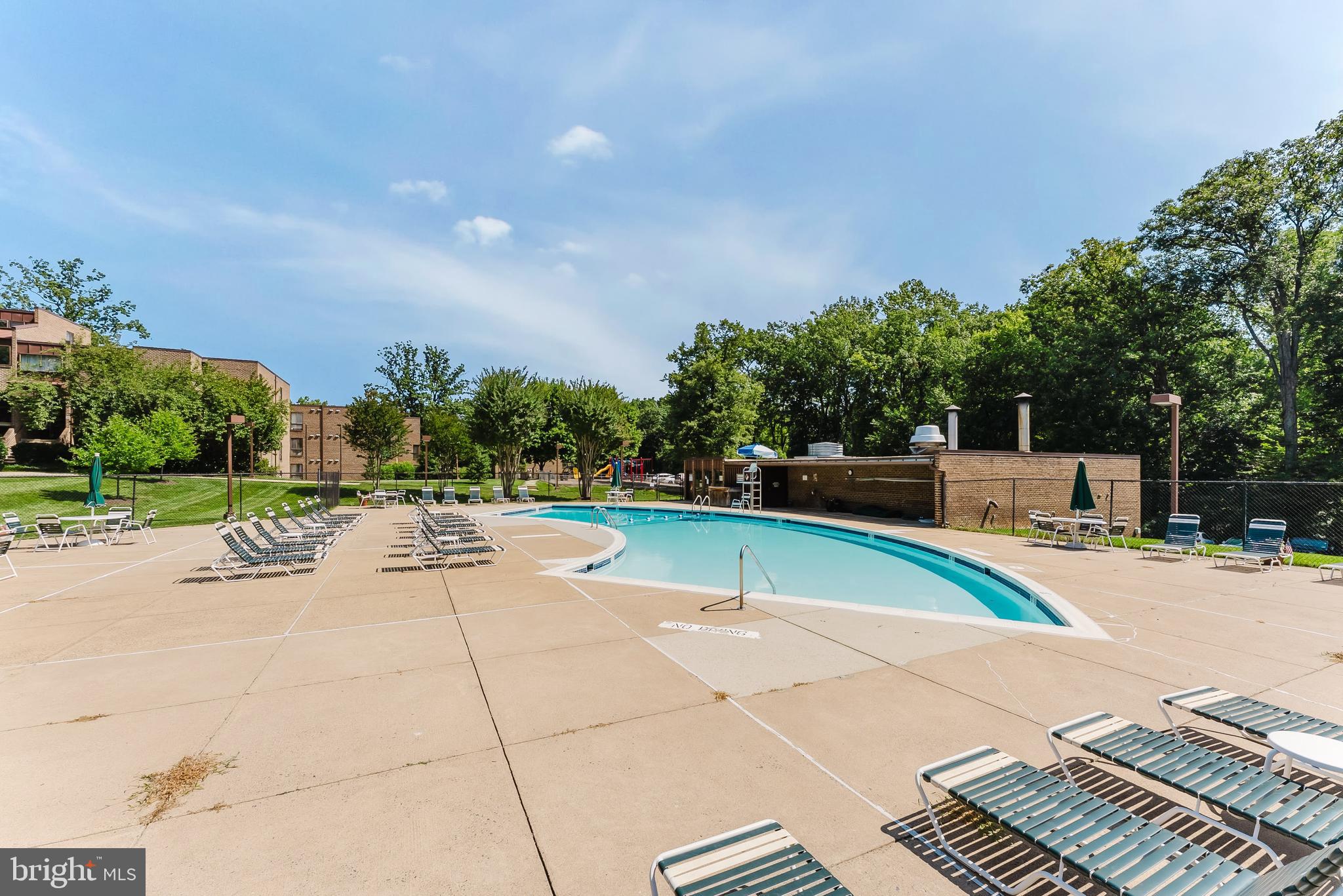CHESTNUT GROVE - Residential