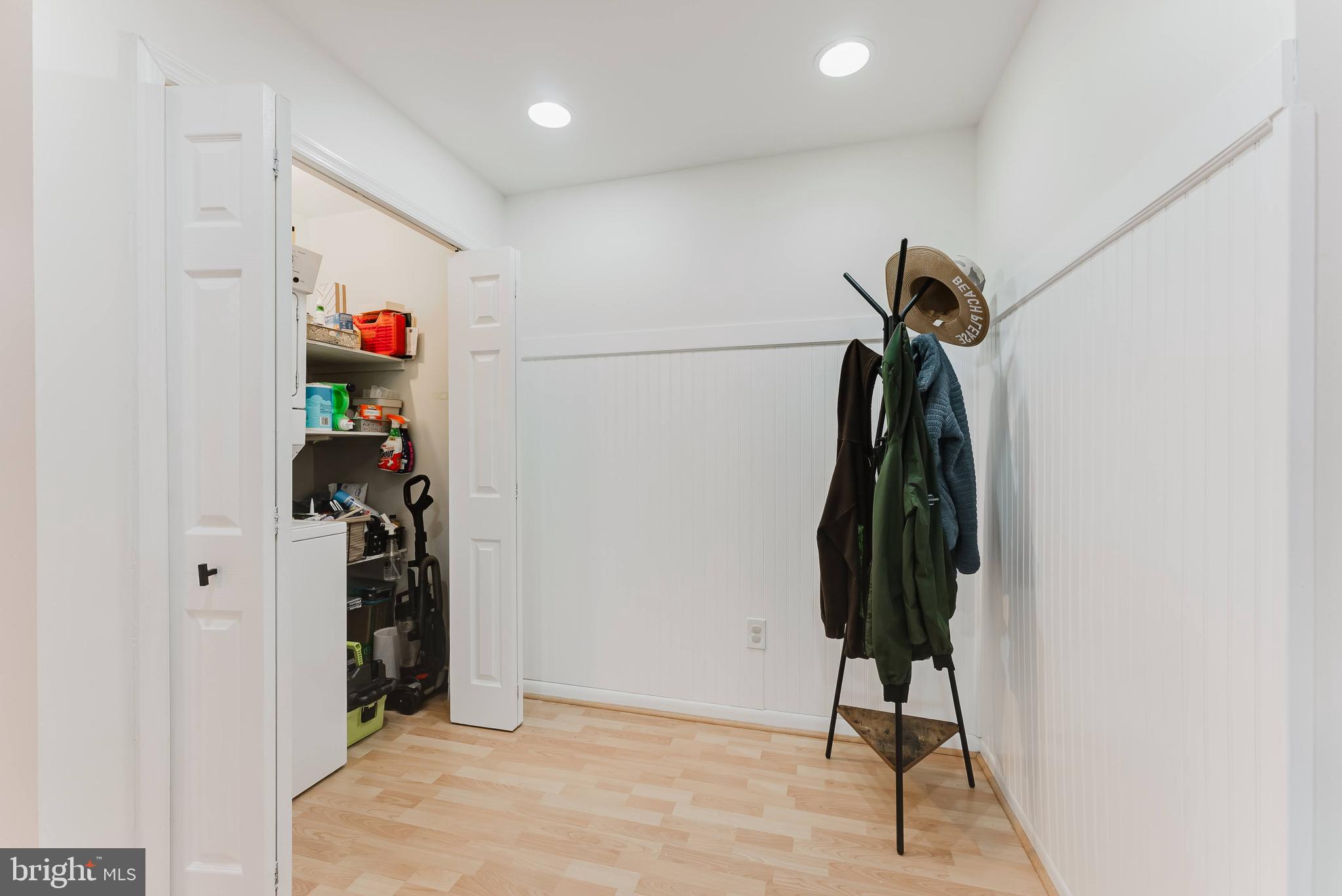 CHESTNUT GROVE - Residential