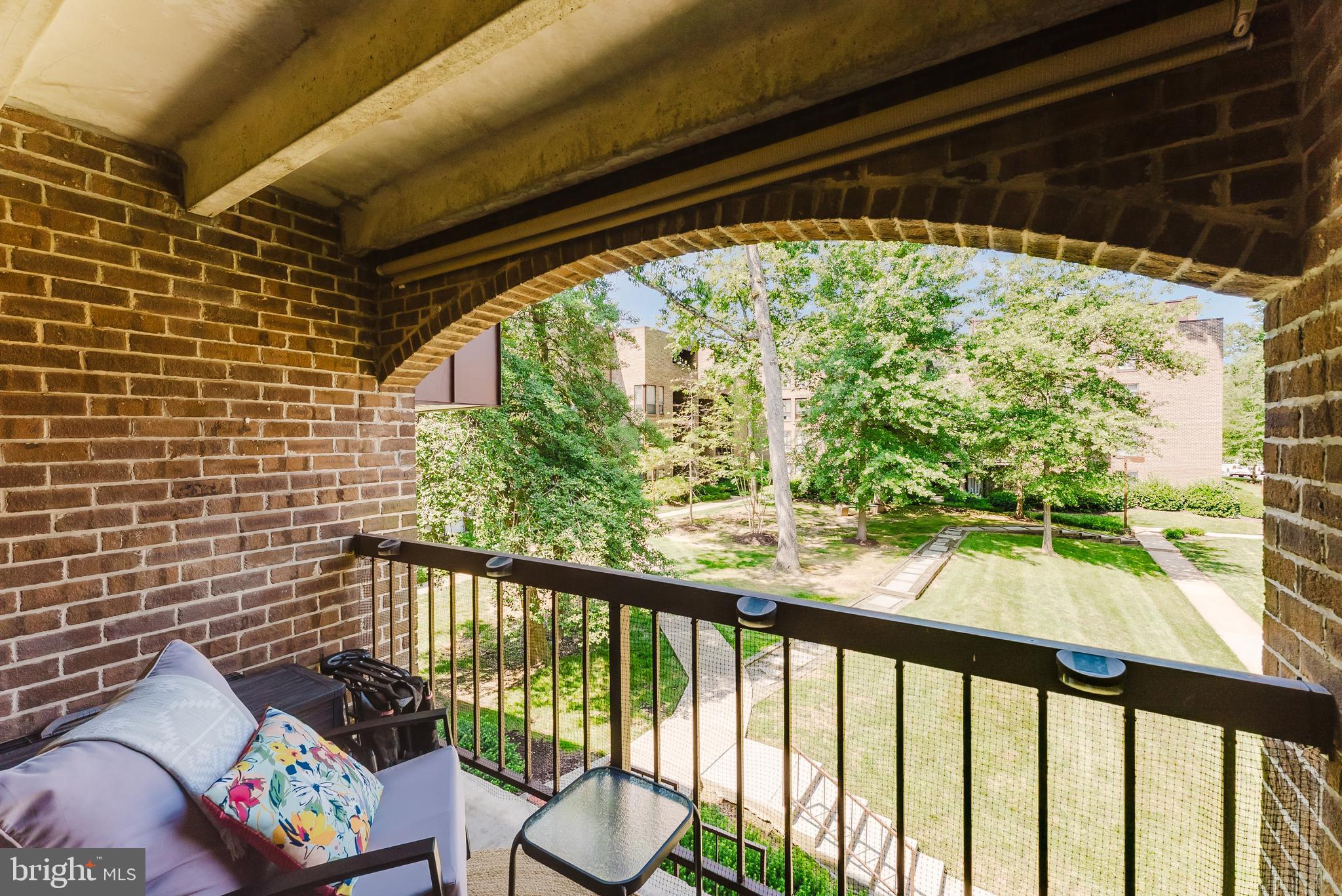 CHESTNUT GROVE - Residential