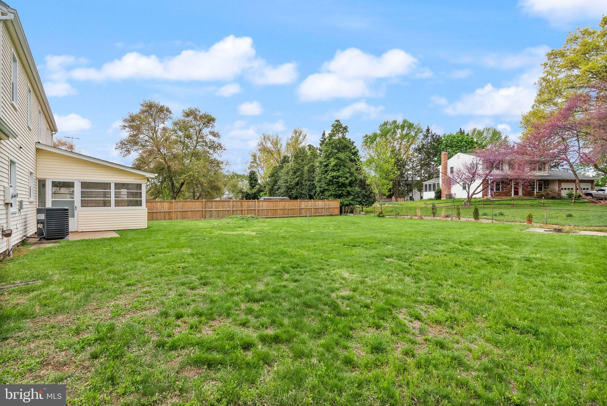 BROOKFIELD - Residential