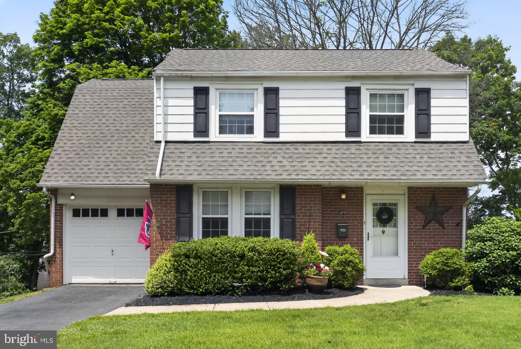 This well maintained 3 Bedroom, 1 Full and 1 Half Bath Colonial is tucked in the quaint Borough of Jenkintown.  Enter into a welcoming Living Room, leading to the Dining Room and Kitchen. From the Kitchen,  step into the rear, Screened in Porch, a perfect entertaining area! In addition there is a lower level Patio to relax! Three Bedrooms and a Full Bath are situated on the second floor. Bedroom #2 is currently being used a an Office. The Basement is a Bonus Area for recreation, exercising, work/play area or whatever meets your needs. New roof 2025. New Dishwasher, Microwave and Garage Door. This home is conveniently located close to  the Jenkintown Train Station (SEPTA Regional Rail), Jenkintown Schools , Library,  Movie Theatre and the Borough Shops and Restaurants. The Town Square is the center of community life and hosts year round functions, from outdoor concerts, parades to the annual Jenkintown Arts Festival. This home and its location may be the perfect choice for you!