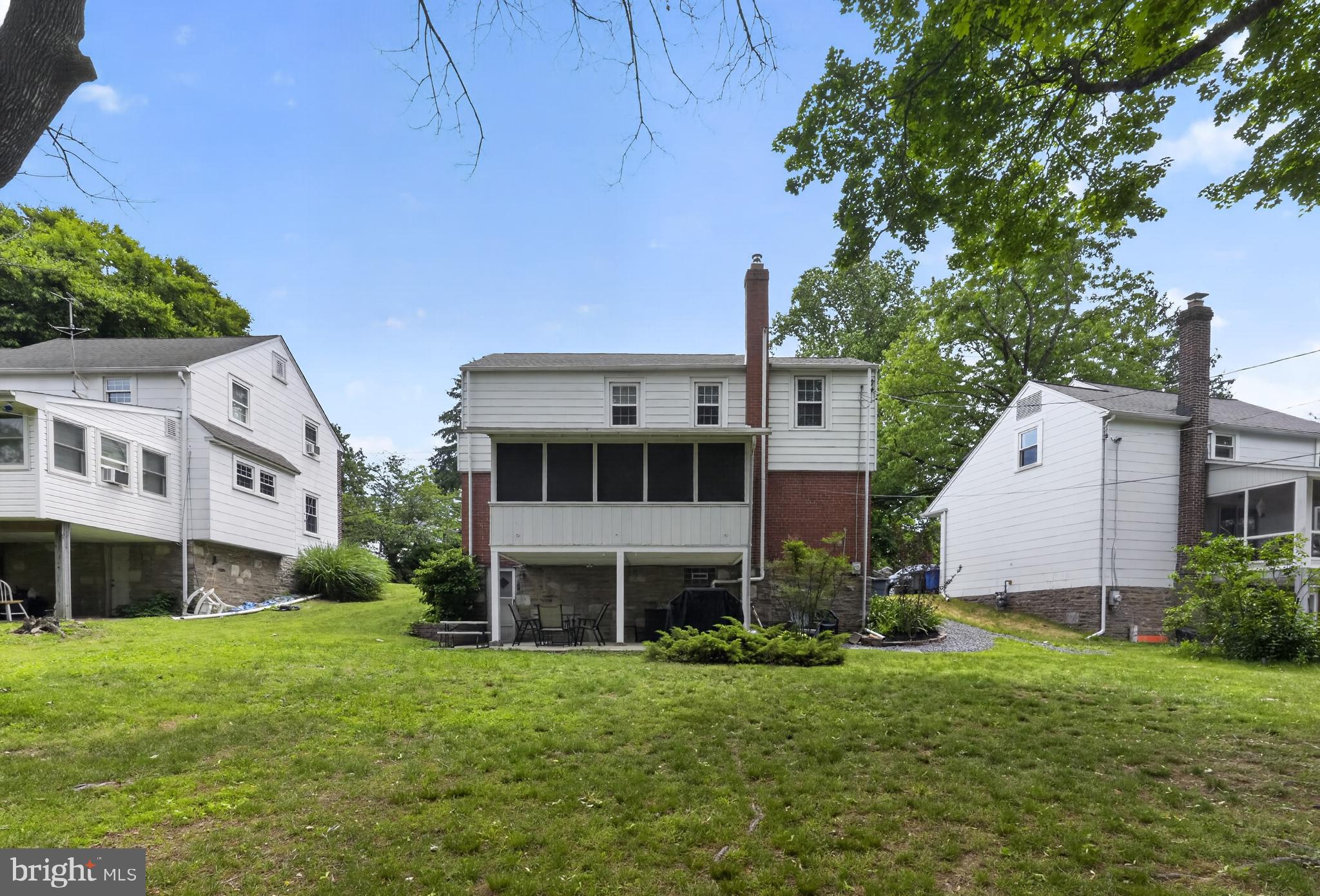 JENKINTOWN MANOR - Residential