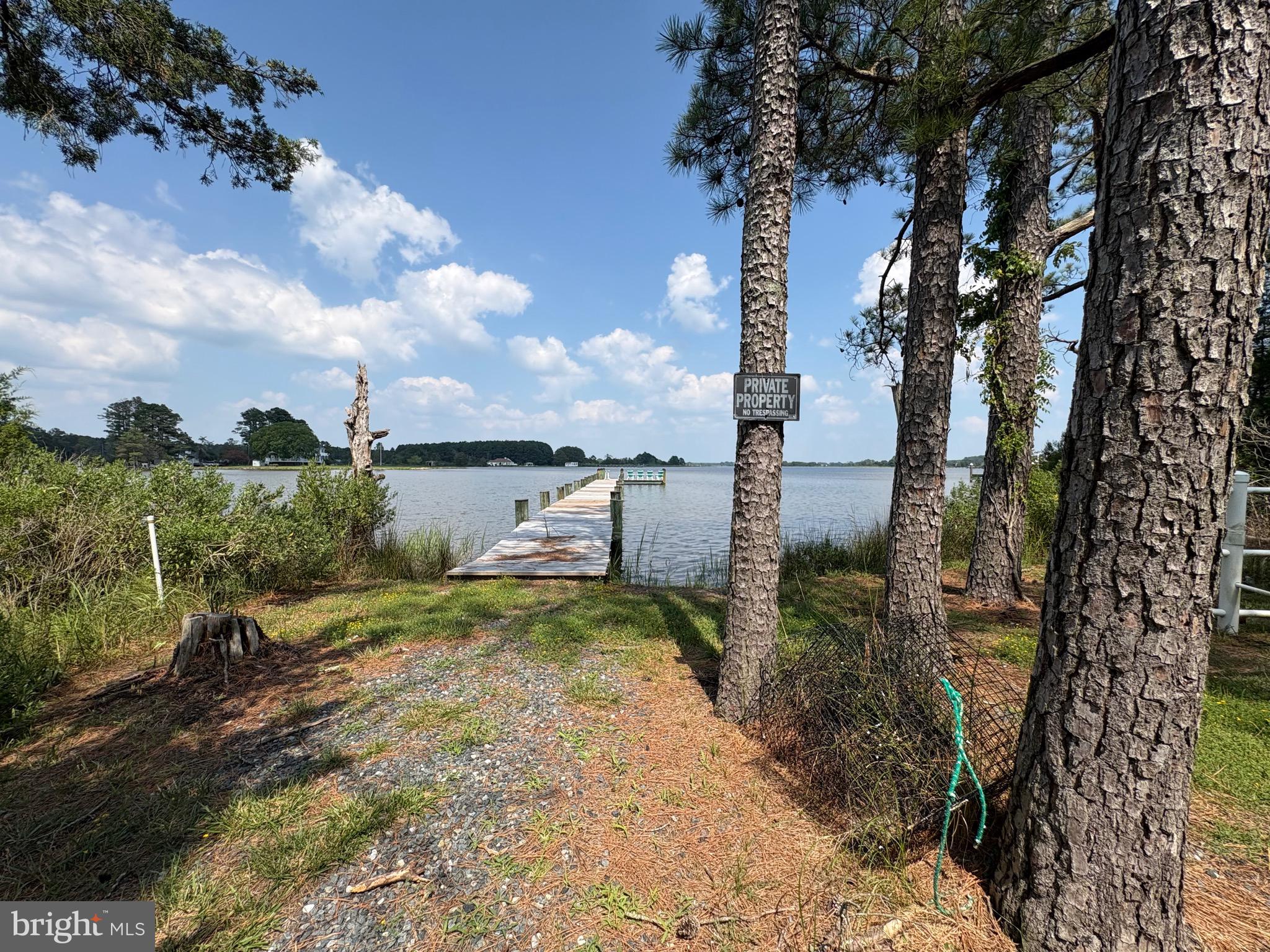 HERON HARBOR - Land