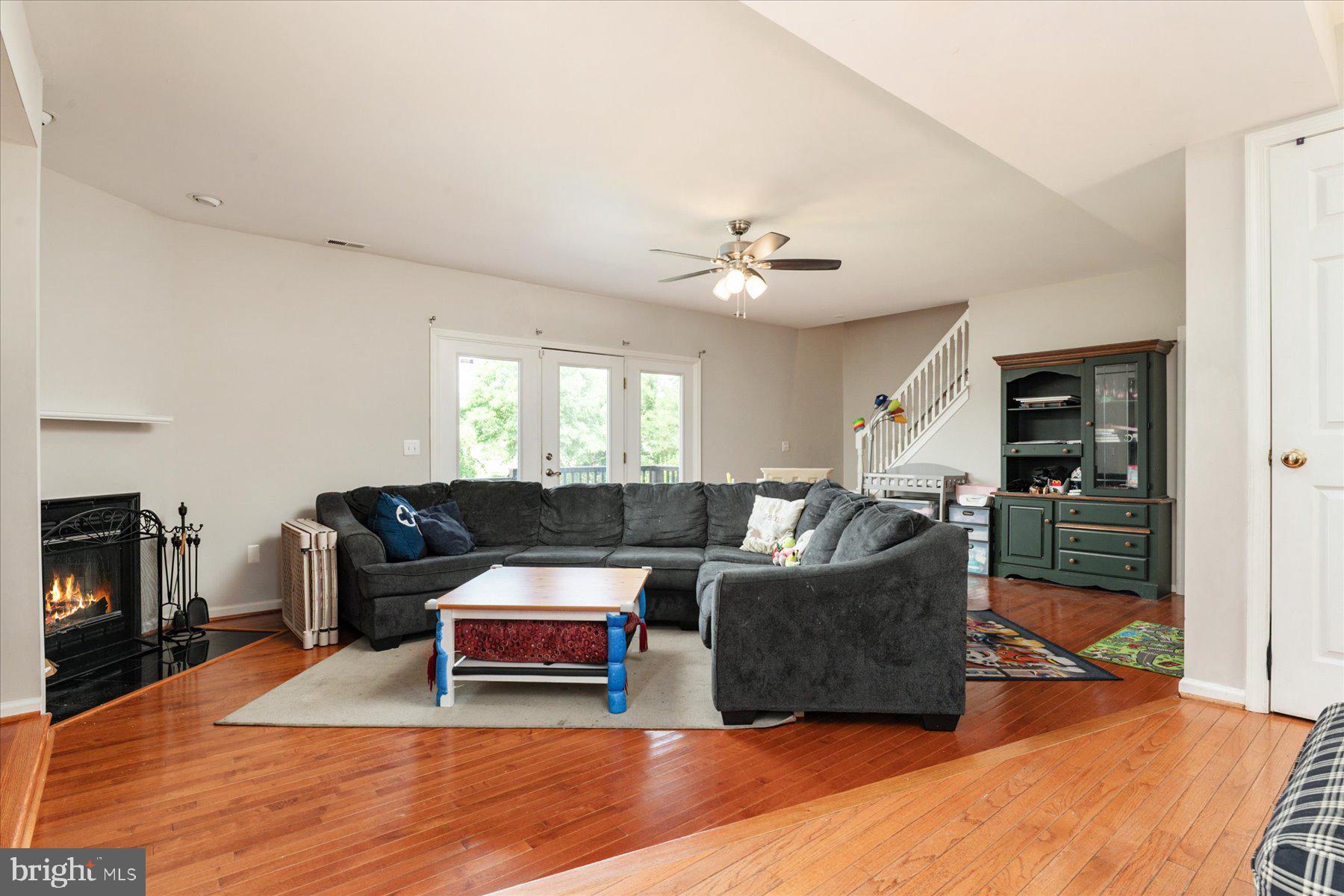 THOMPSON CREEK CONDOS - Residential