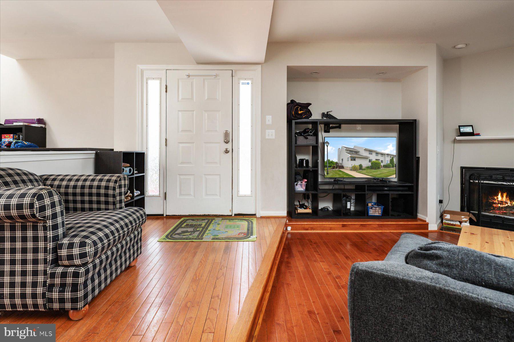 THOMPSON CREEK CONDOS - Residential