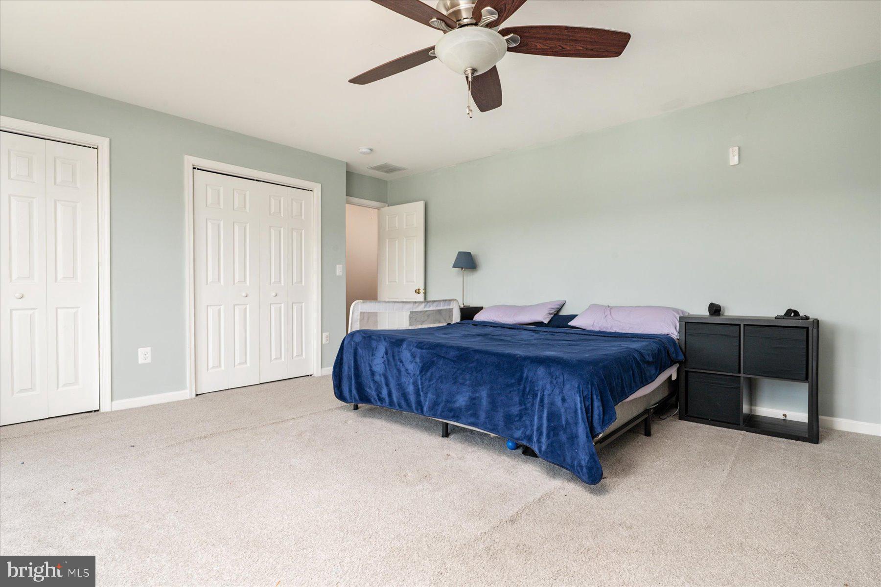 THOMPSON CREEK CONDOS - Residential