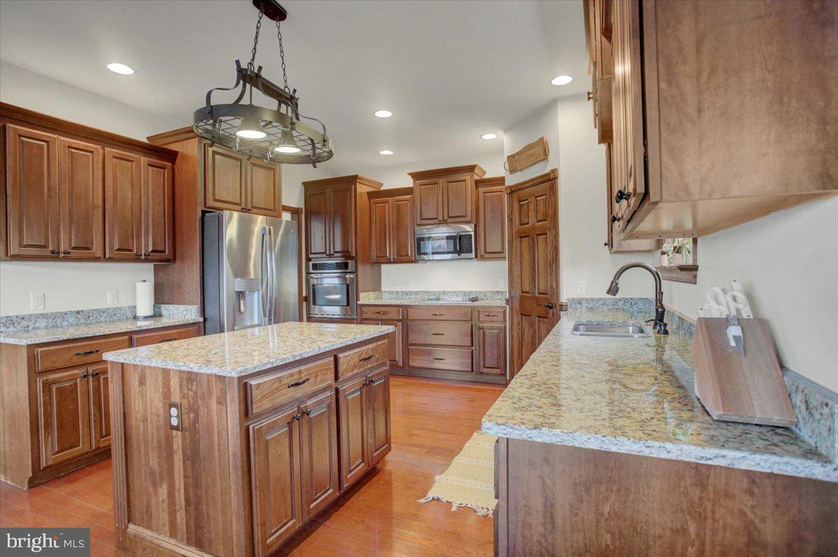 ORCHARD ESTATES - Residential