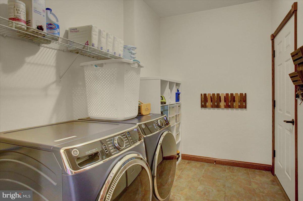 ORCHARD ESTATES - Residential