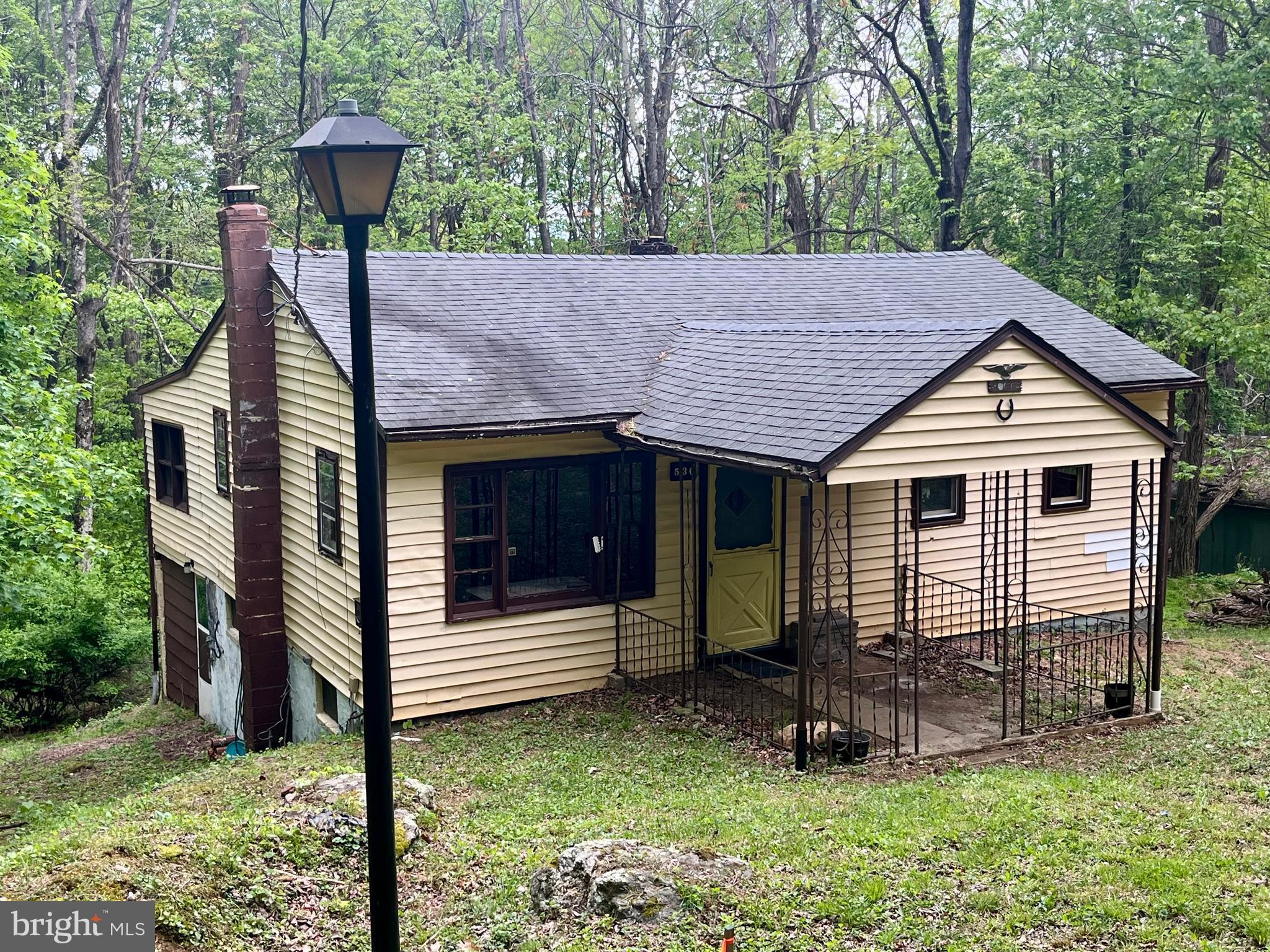 SKYLINE LAKES - Residential