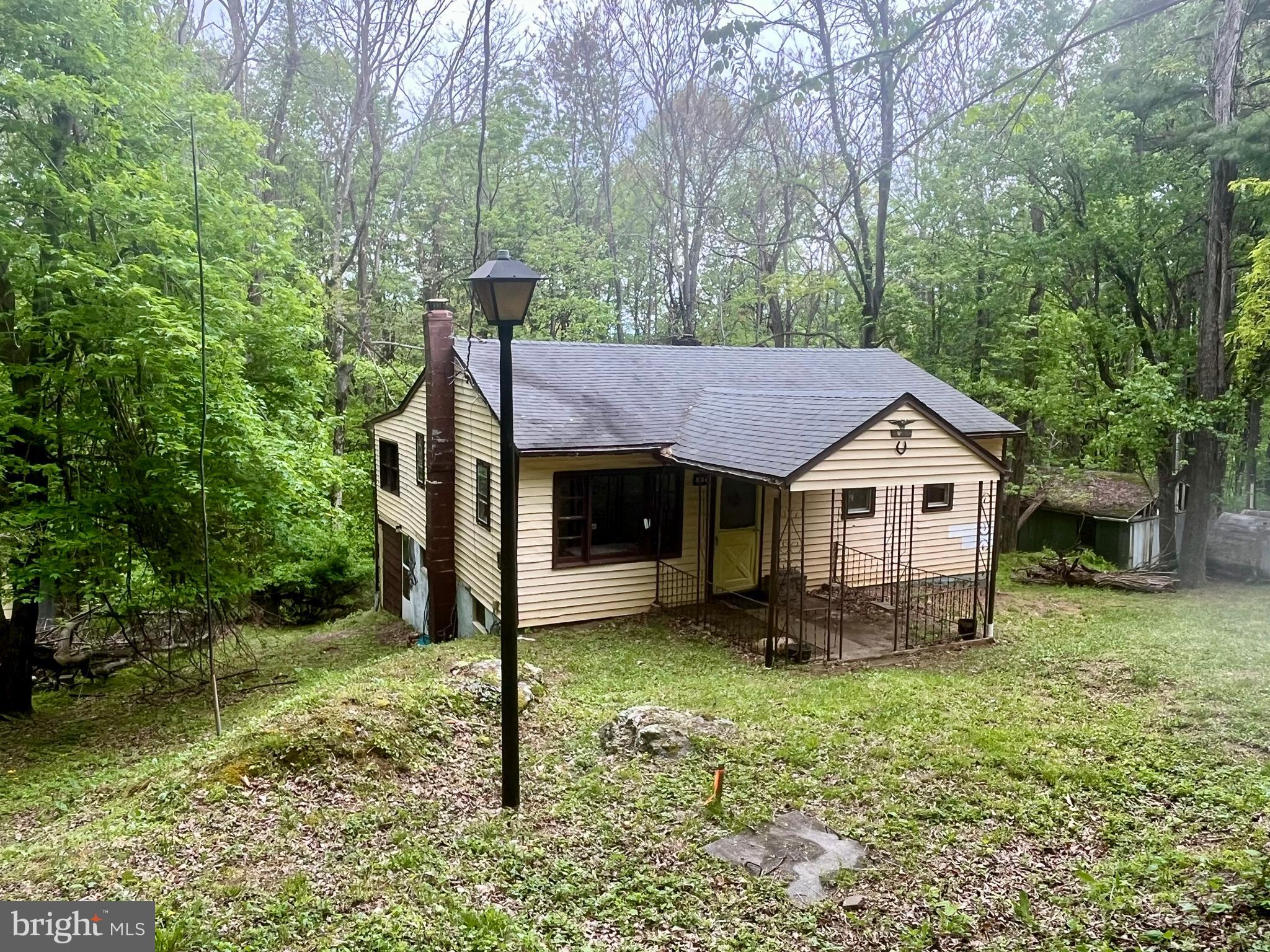 SKYLINE LAKES - Residential