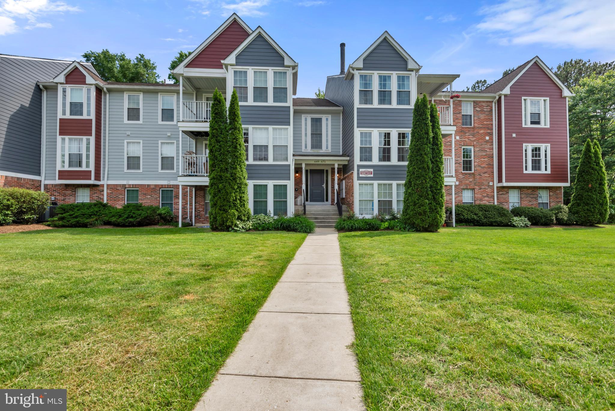 DEERFIELD - Residential