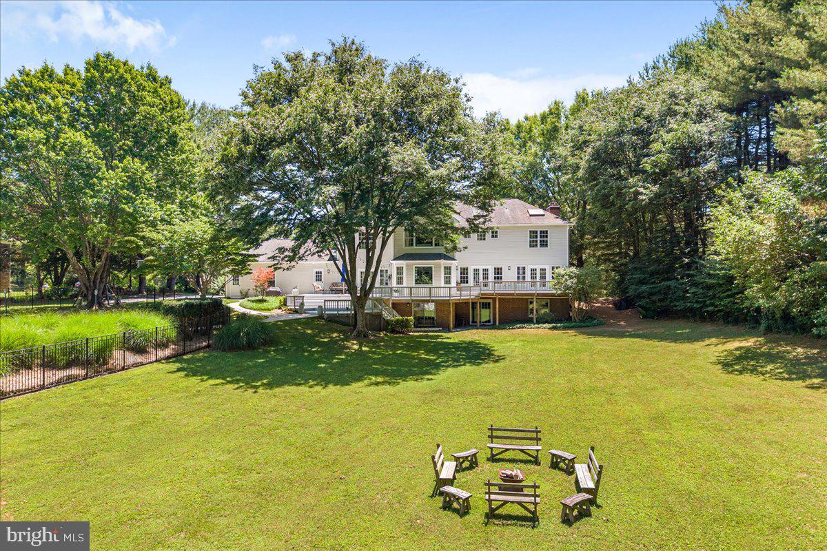 RIVERS EDGE - Residential