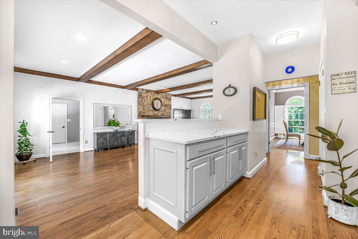 RIVERS EDGE - Residential