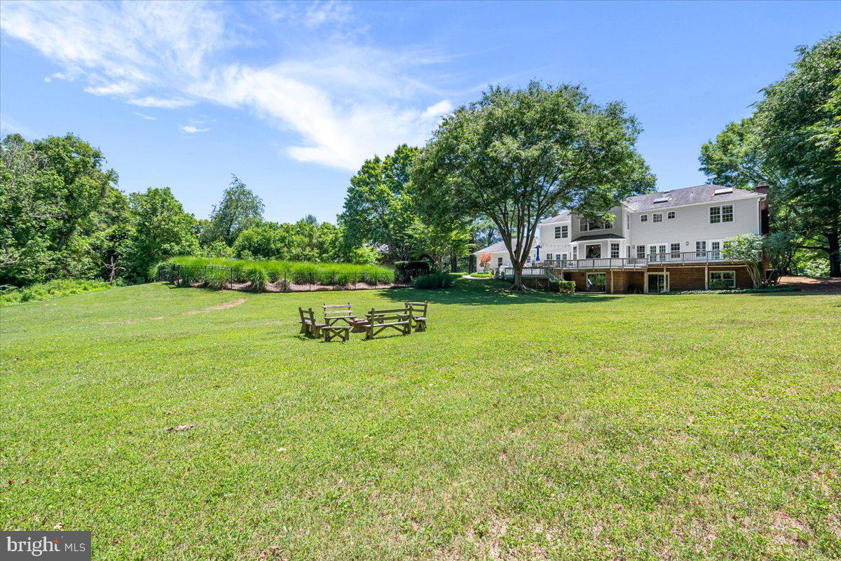 RIVERS EDGE - Residential