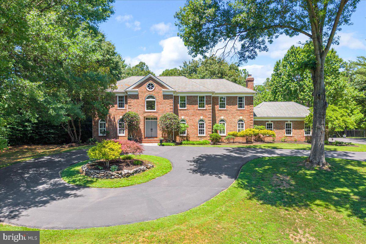 RIVERS EDGE - Residential