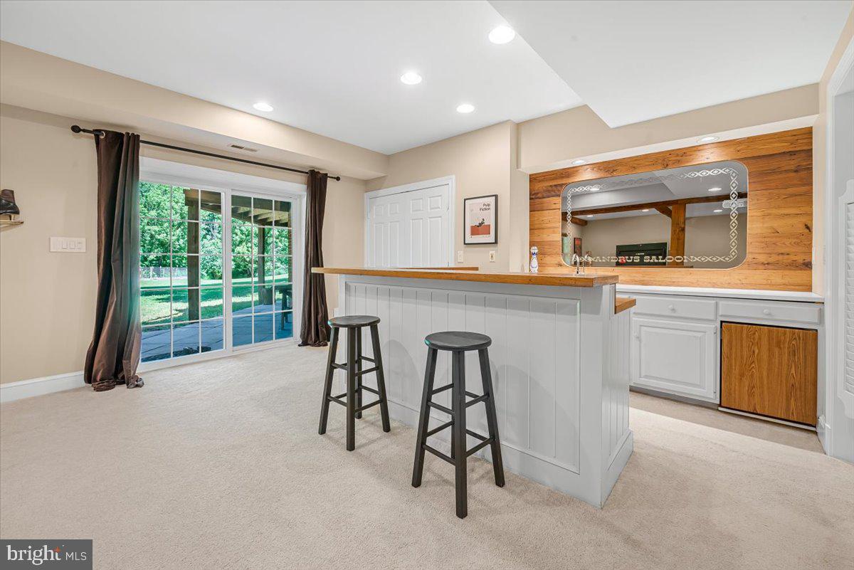 RIVERS EDGE - Residential