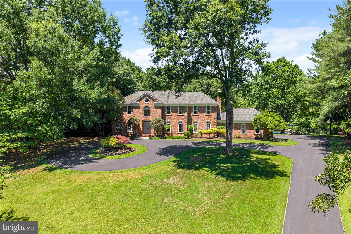 RIVERS EDGE - Residential