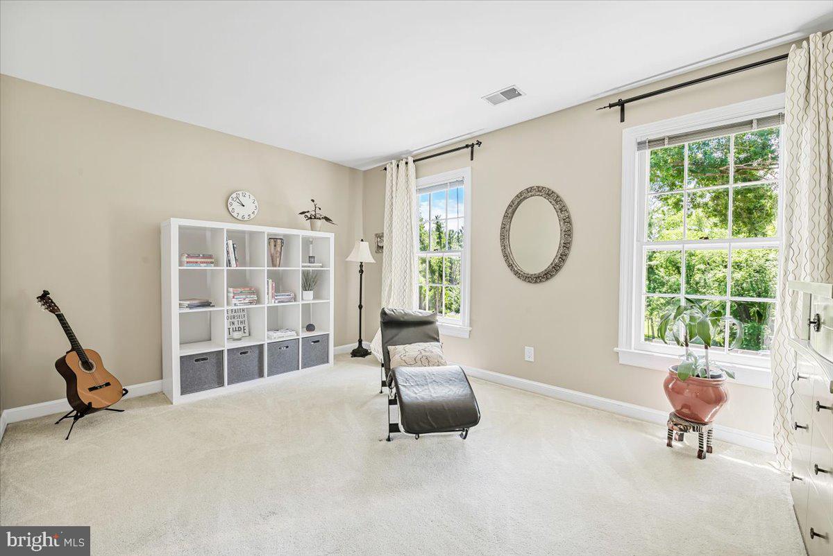 RIVERS EDGE - Residential
