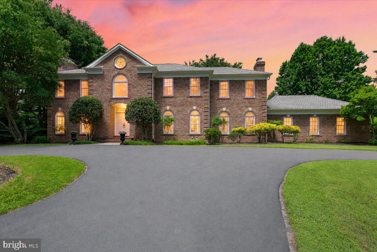 RIVERS EDGE - Residential