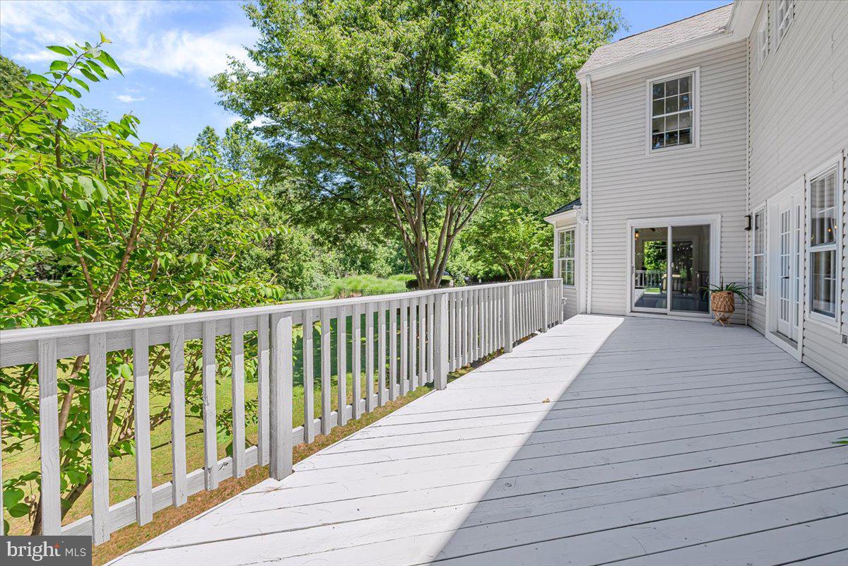 RIVERS EDGE - Residential