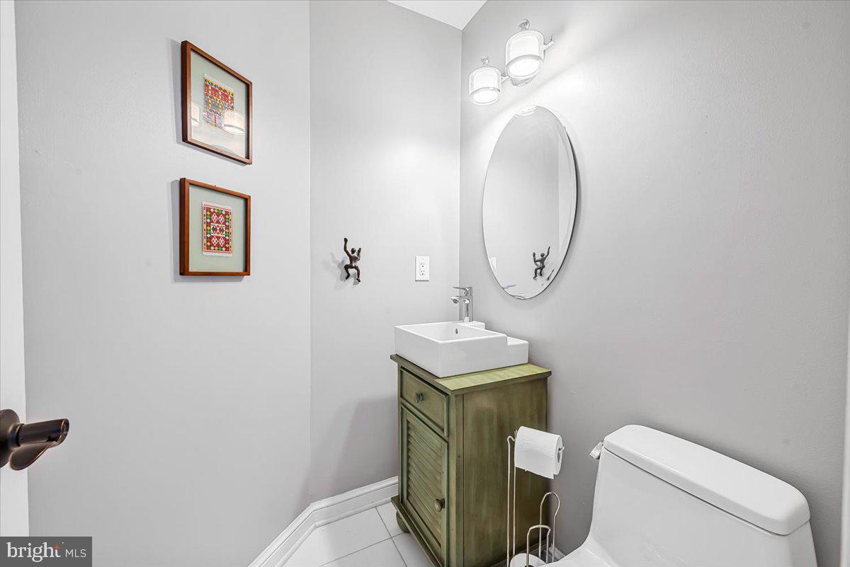 RIVERS EDGE - Residential