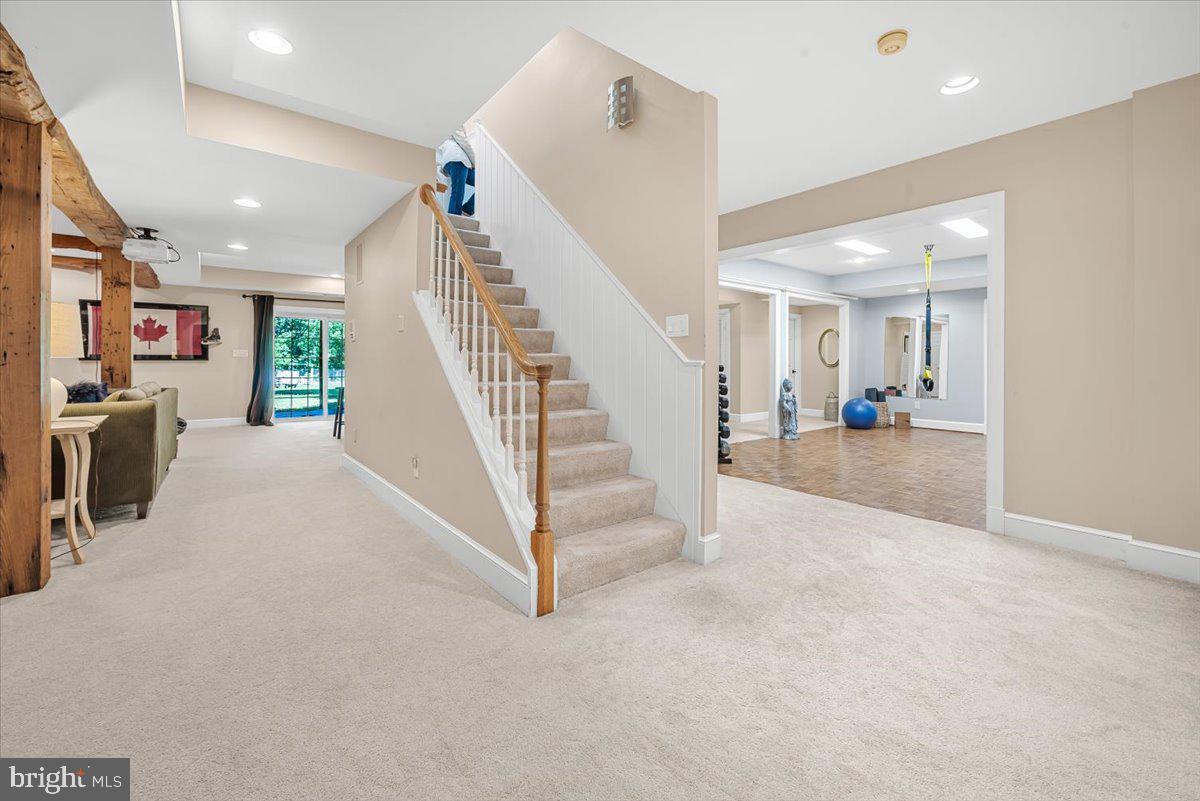 RIVERS EDGE - Residential