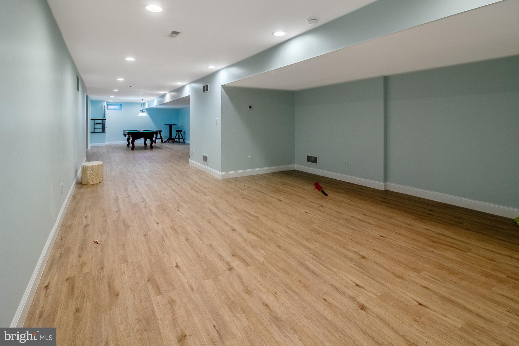 DEERBROOK - Residential