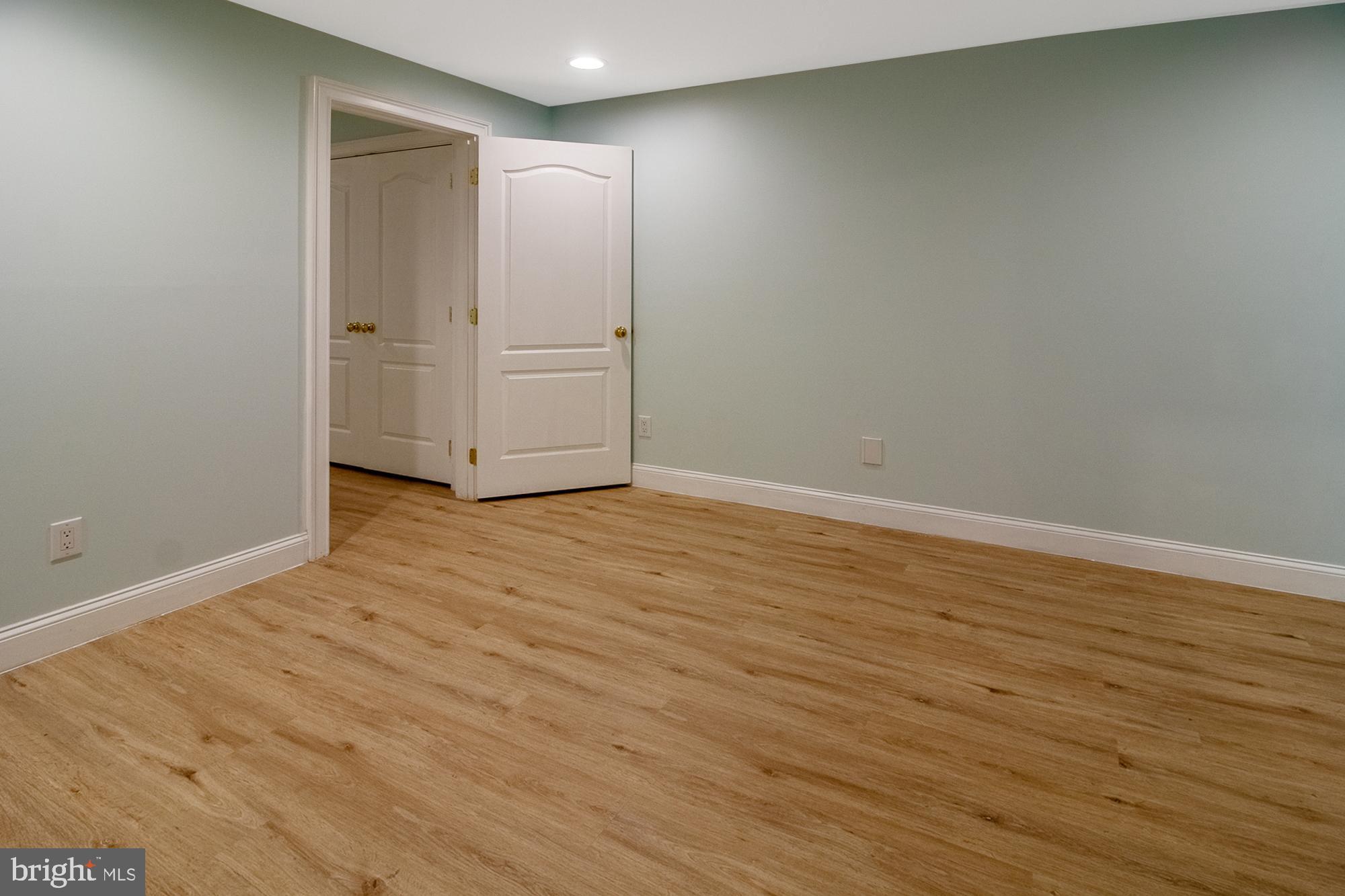 DEERBROOK - Residential