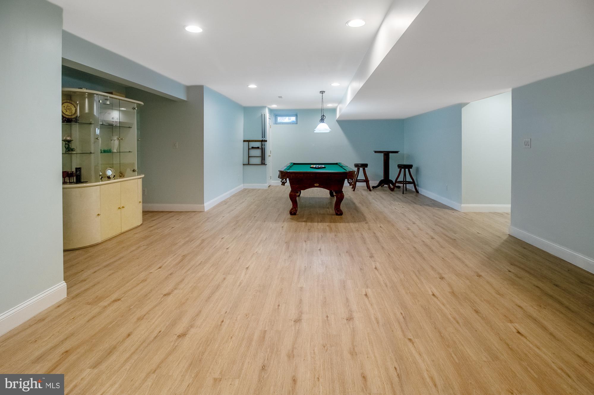 DEERBROOK - Residential