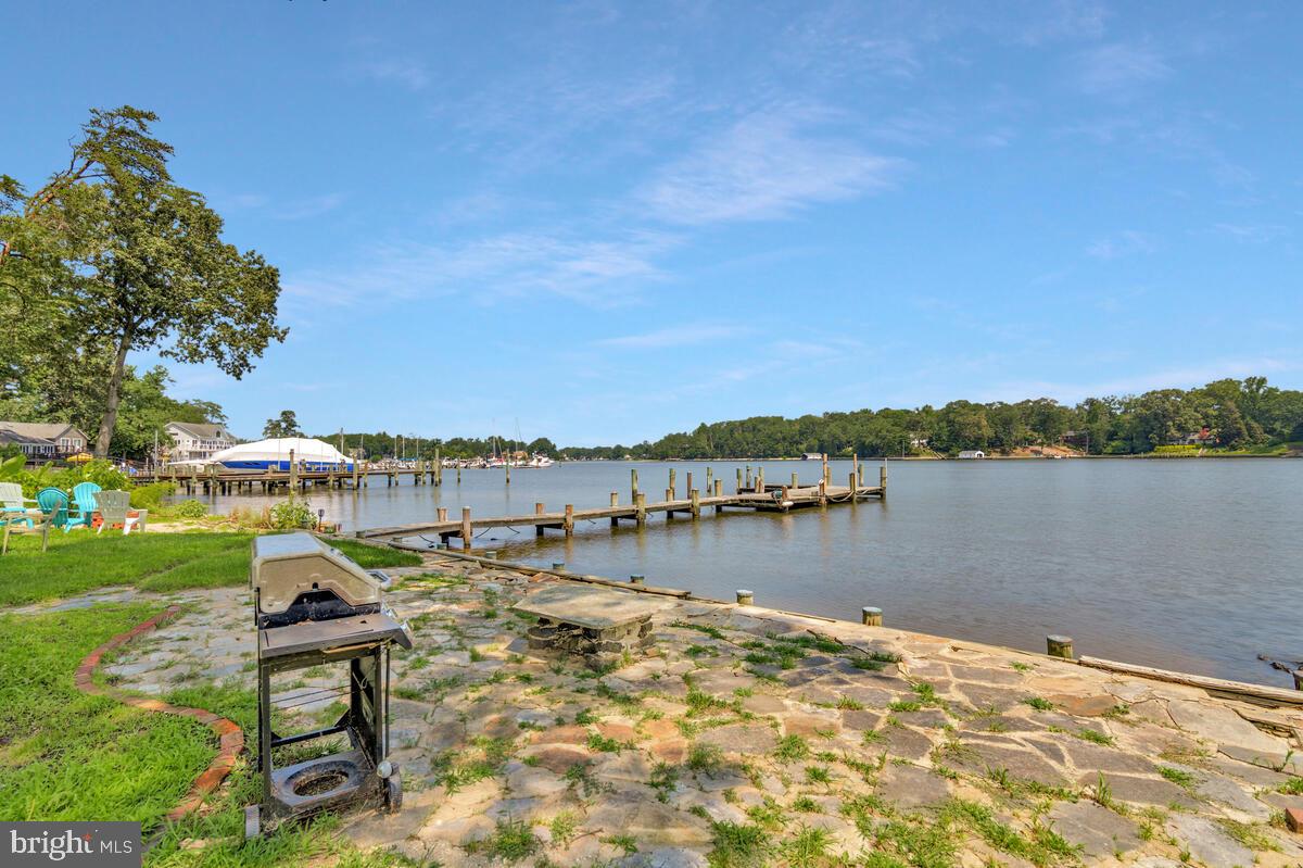 ARUNDEL BEACH - Residential