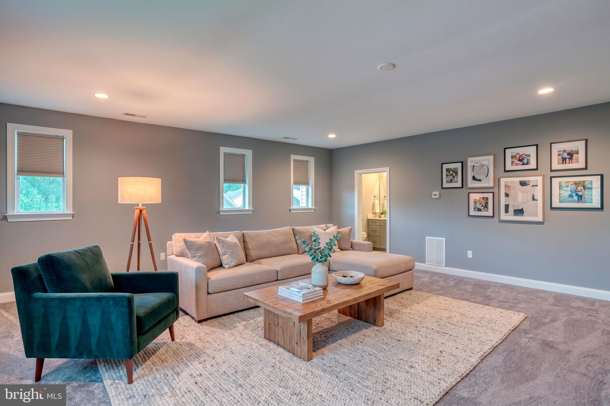 NOBLES POND - Residential