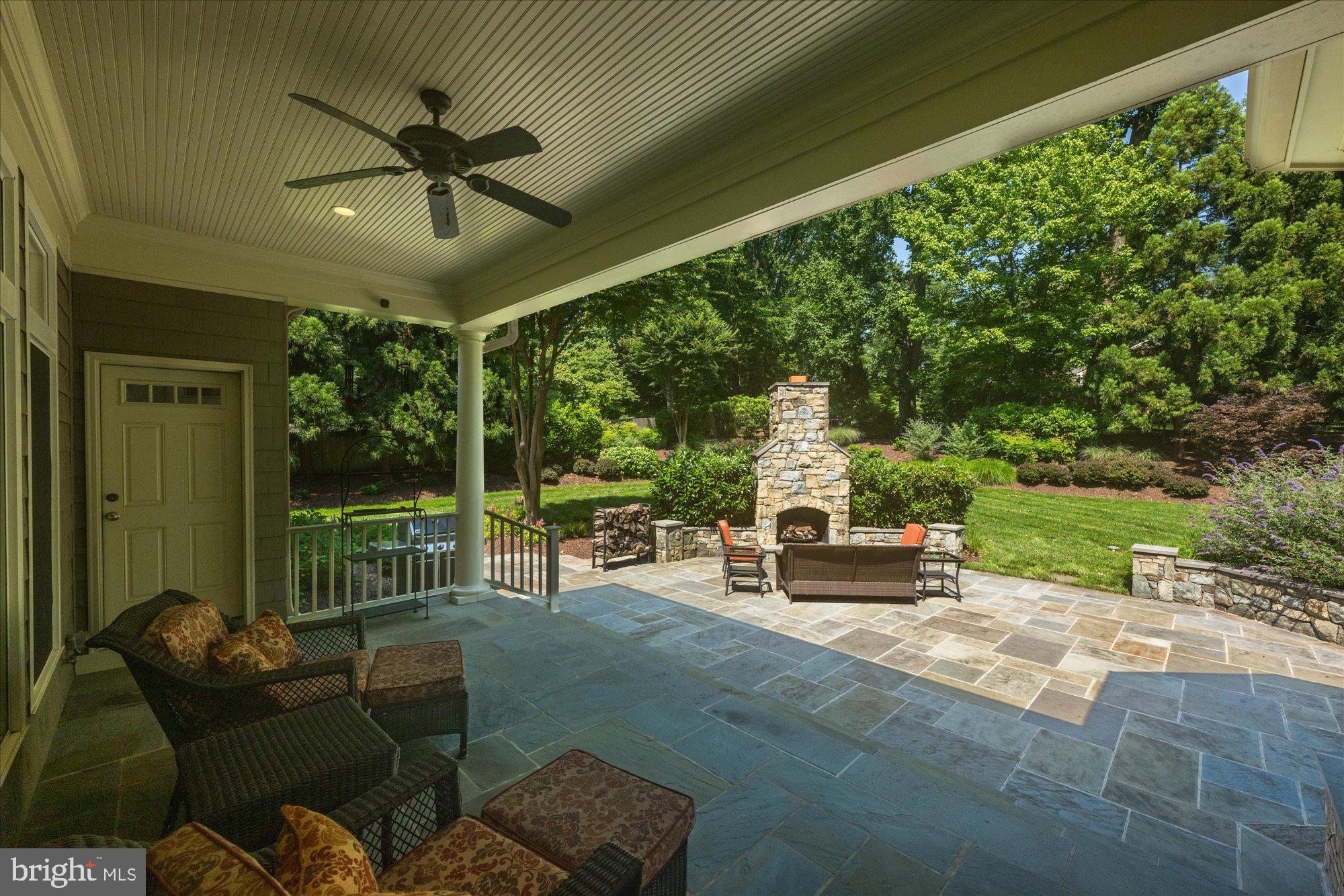 WILLIAMSBURG GARDENS - Residential