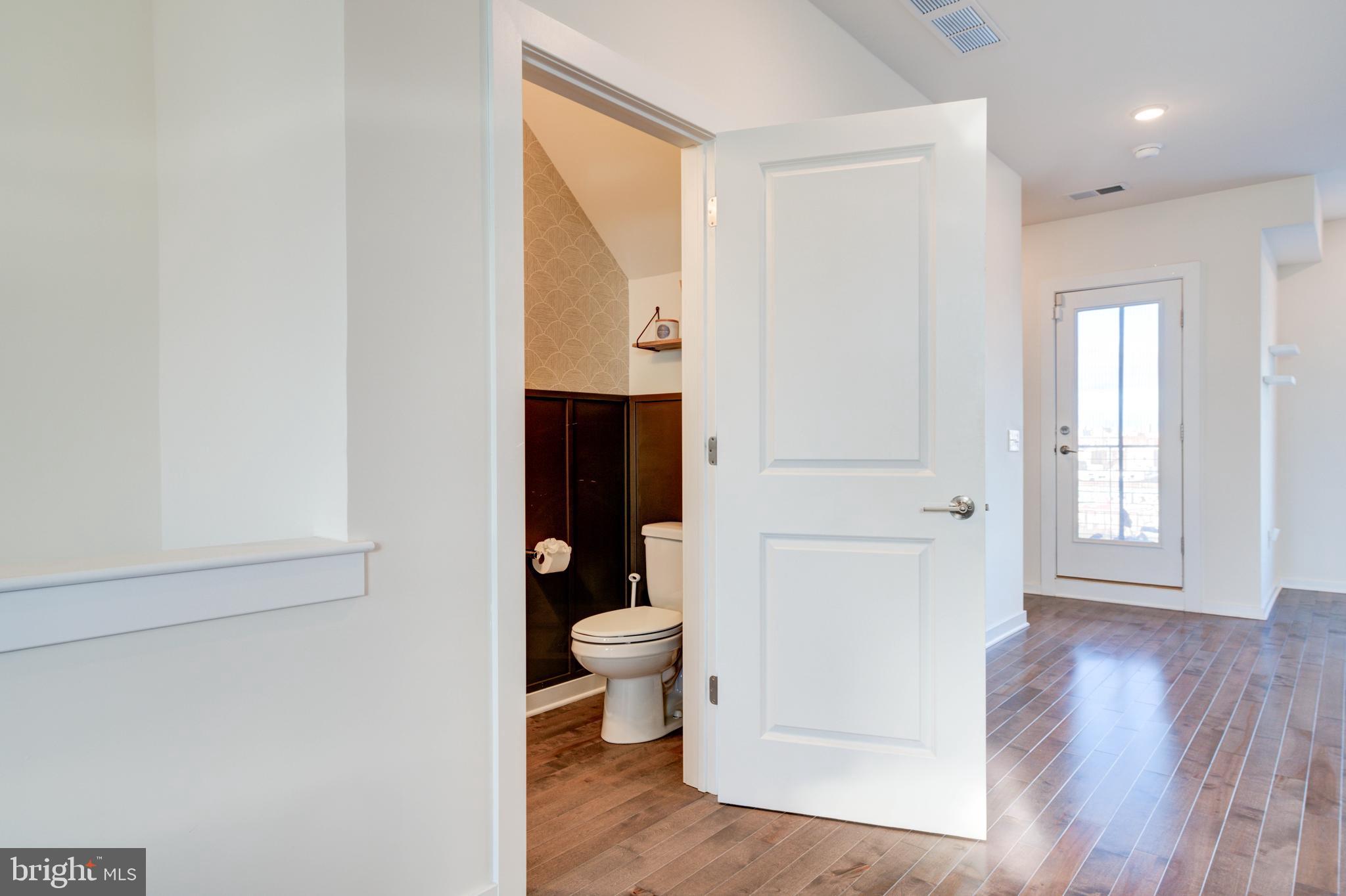 FISHTOWN - Residential Lease