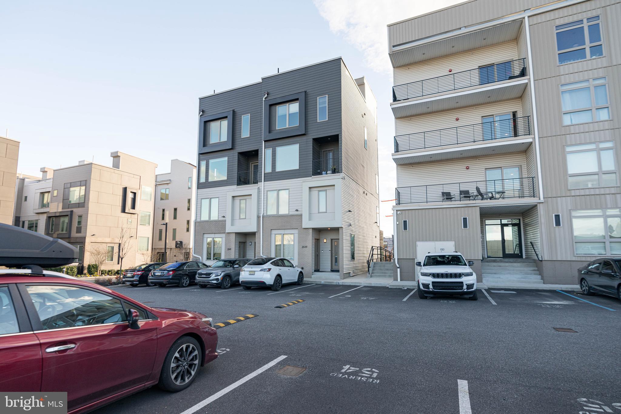 FISHTOWN - Residential Lease