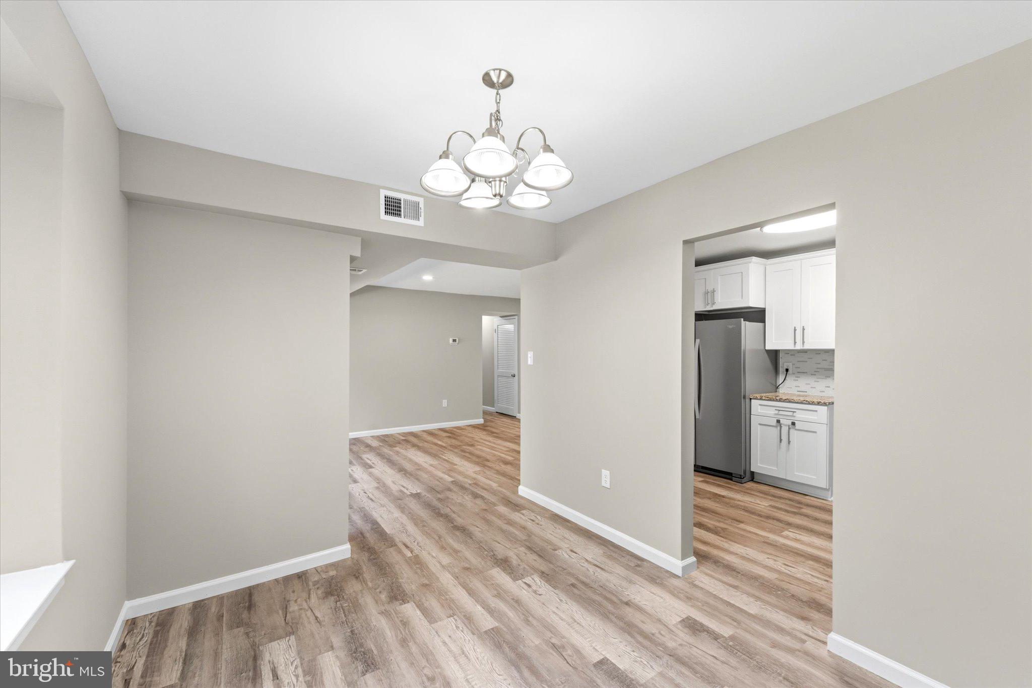 HAWTHORNE VILLAGE - Residential