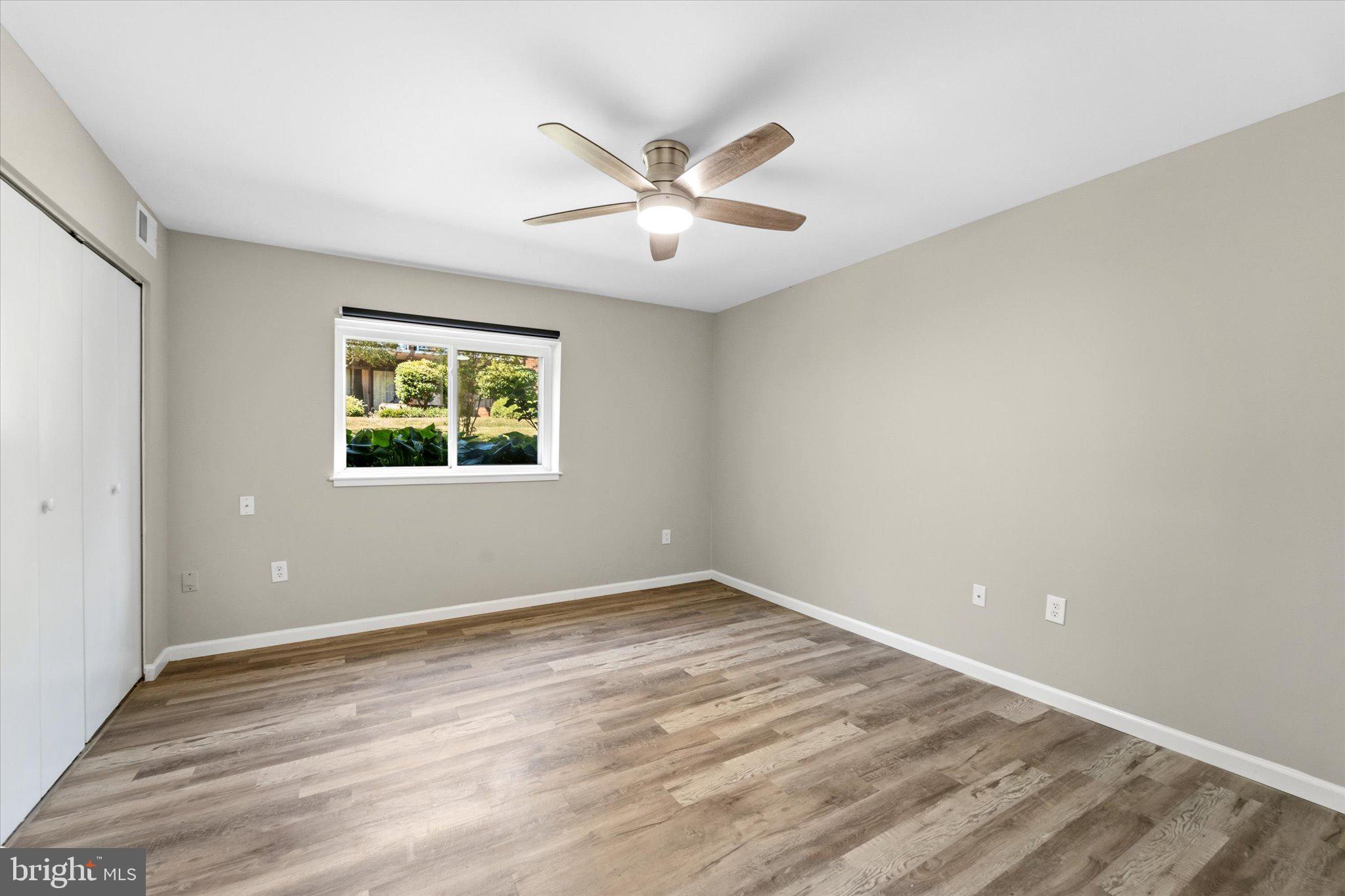 HAWTHORNE VILLAGE - Residential