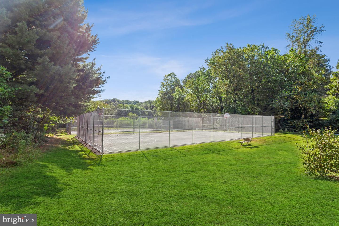 OAKLAND HILLS - Residential
