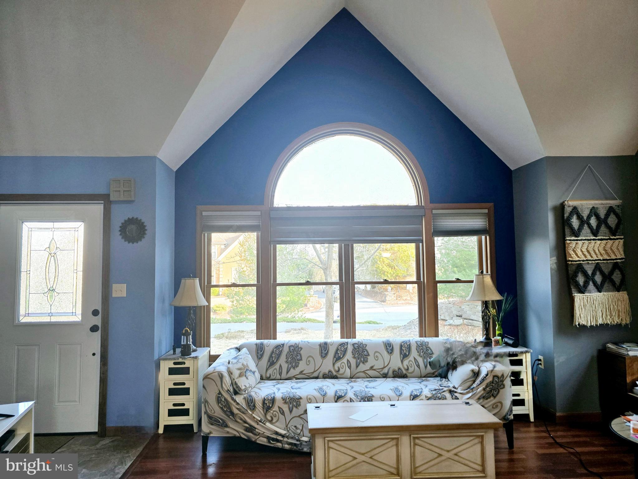 BLUE MOUNTAIN LAKE EST - Residential