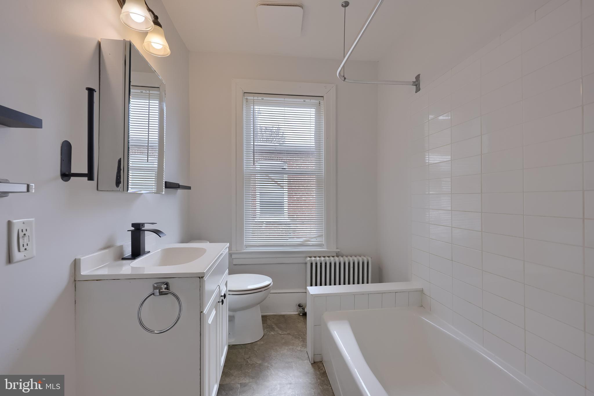 WEST END LANCASTER - Residential